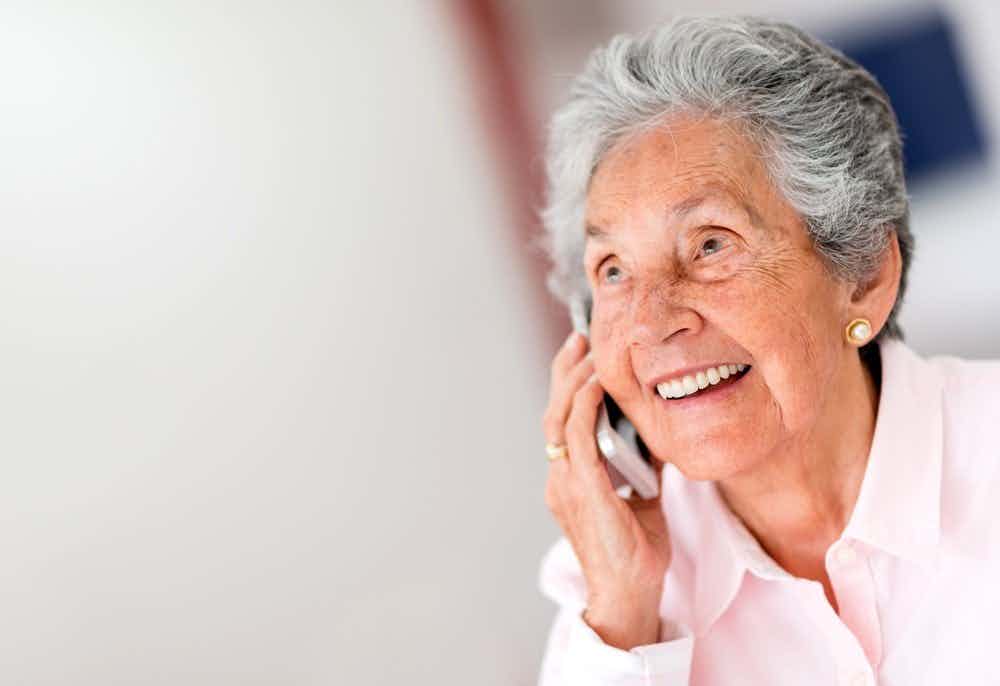 How an Improved Cell Signal Can Benefit Your Nursing Home